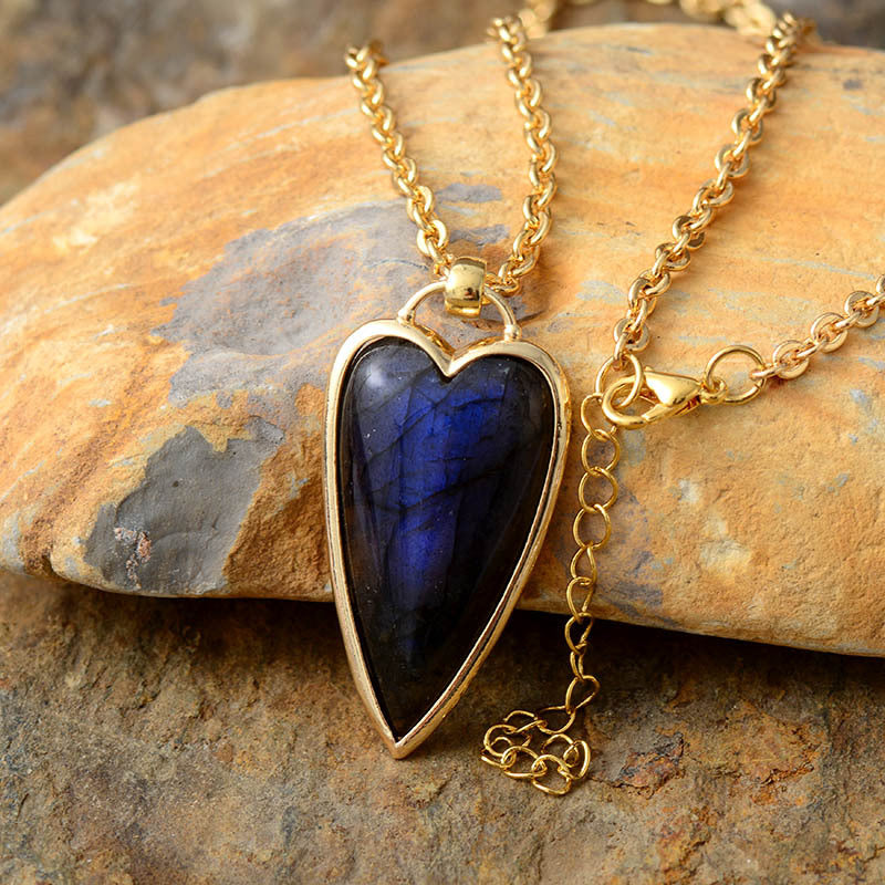 Copper Labradorite Heart Shape Necklace - ThingsWeUseAndLove