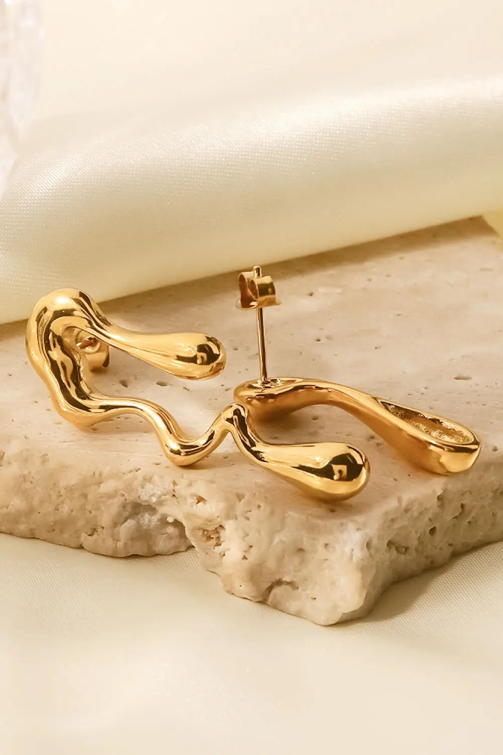18K Gold Plated Geometric Mismatched Earrings - ThingsWeUseAndLove