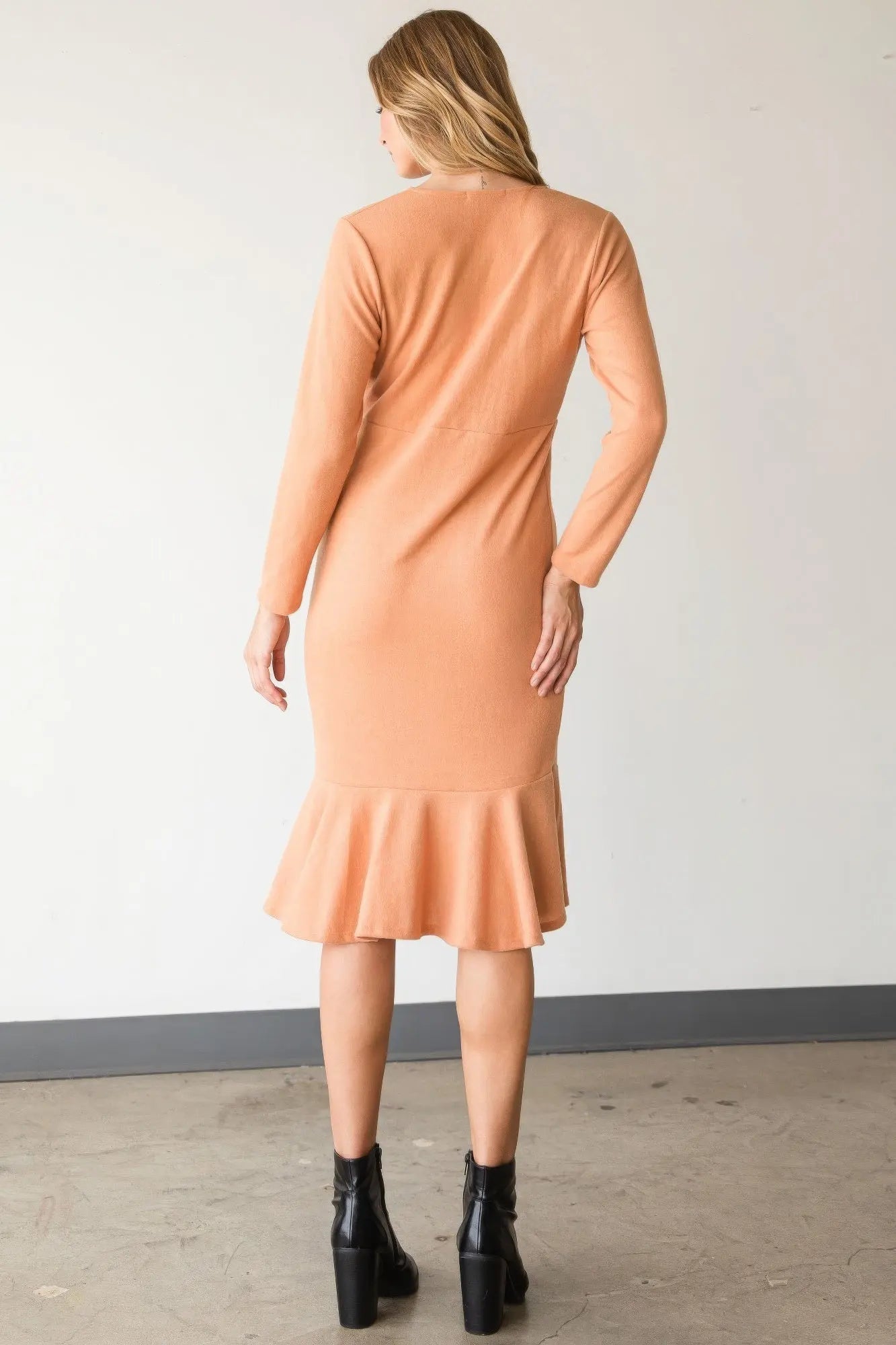 Classy Mermaid Midi Dress - ThingsWeUseAndLove