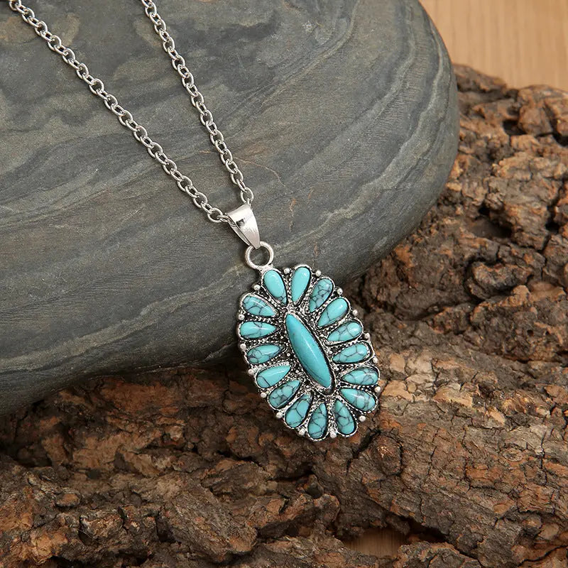 Artificial Turquoise Pendant Alloy Necklace - ThingsWeUseAndLove