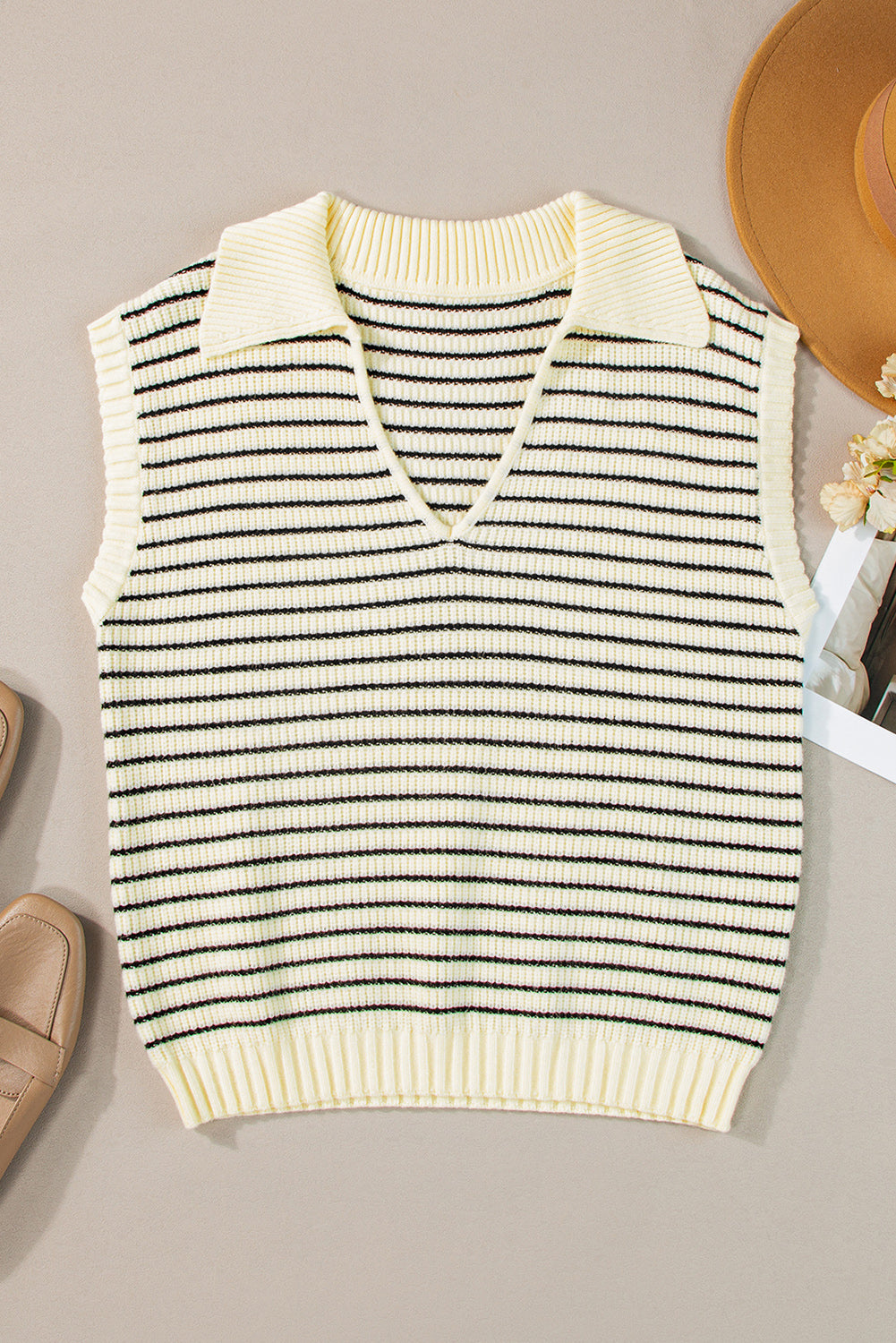 Turn-down Collar Sleeveless Knitted Top - ThingsWeUseAndLove 