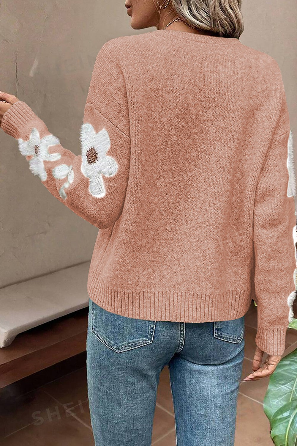 Paix Flower Round Neck Long Sleeve Sweater - ThingsWeUseAndLove 