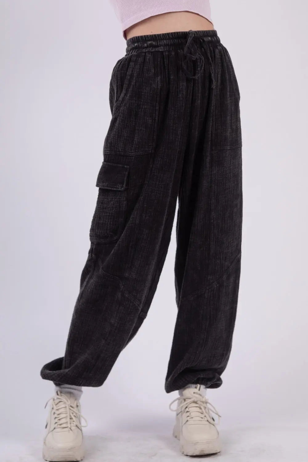 Candice Washed Woven Crinkle Gauze Drawstring Pants - ThingsWeUseAndLove Black-L