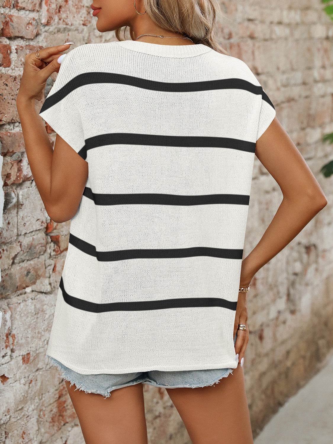 Simplicity Short Sleeve Round Neck Knit Top - ThingsWeUseAndLove 