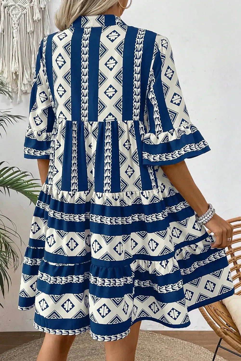 Black Abstract Print Bell Sleeve V Neck Boho Dress - ThingsWeUseAndLove 