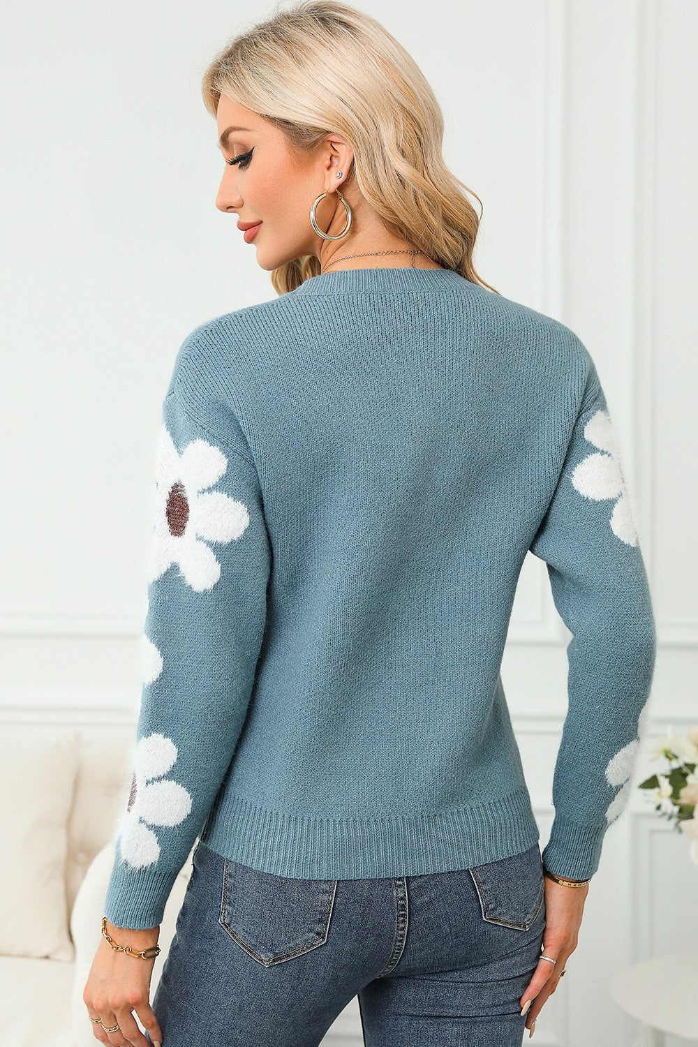 Paix Flower Round Neck Long Sleeve Sweater - ThingsWeUseAndLove 