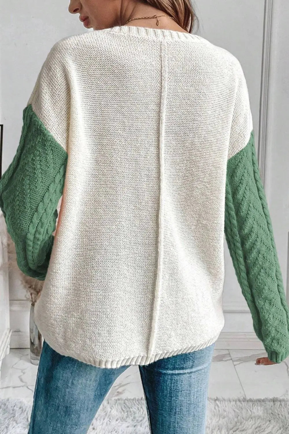 Round Neck Color Block Long Sleeve Sweater - ThingsWeUseAndLove 