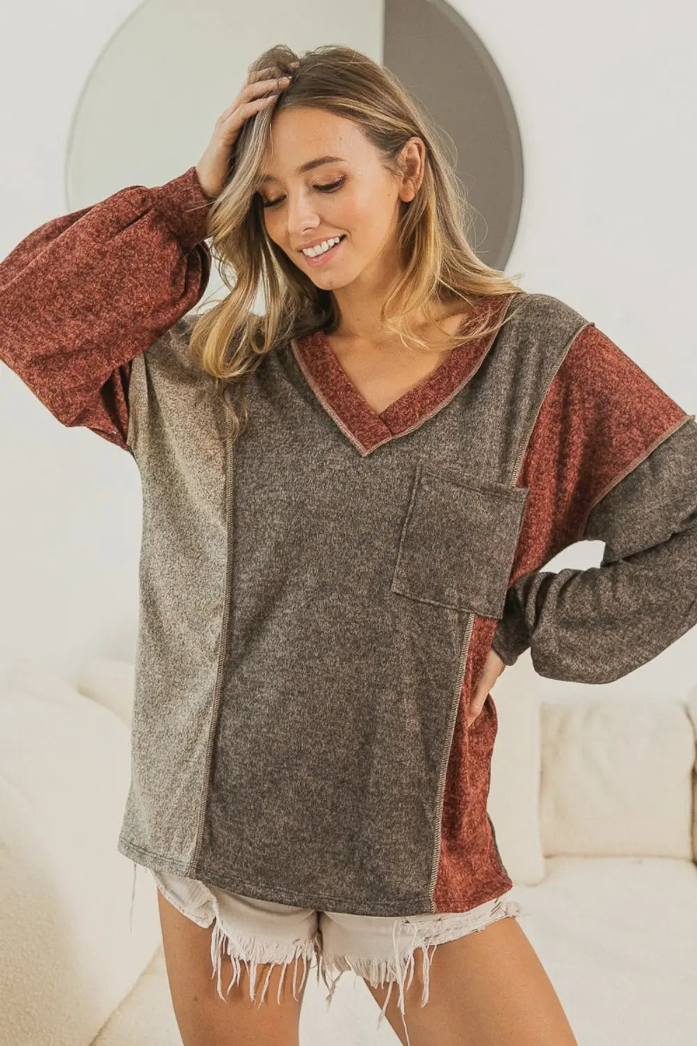 Color Block V Neck Exposed Seam Sweater - ThingsWeUseAndLove 