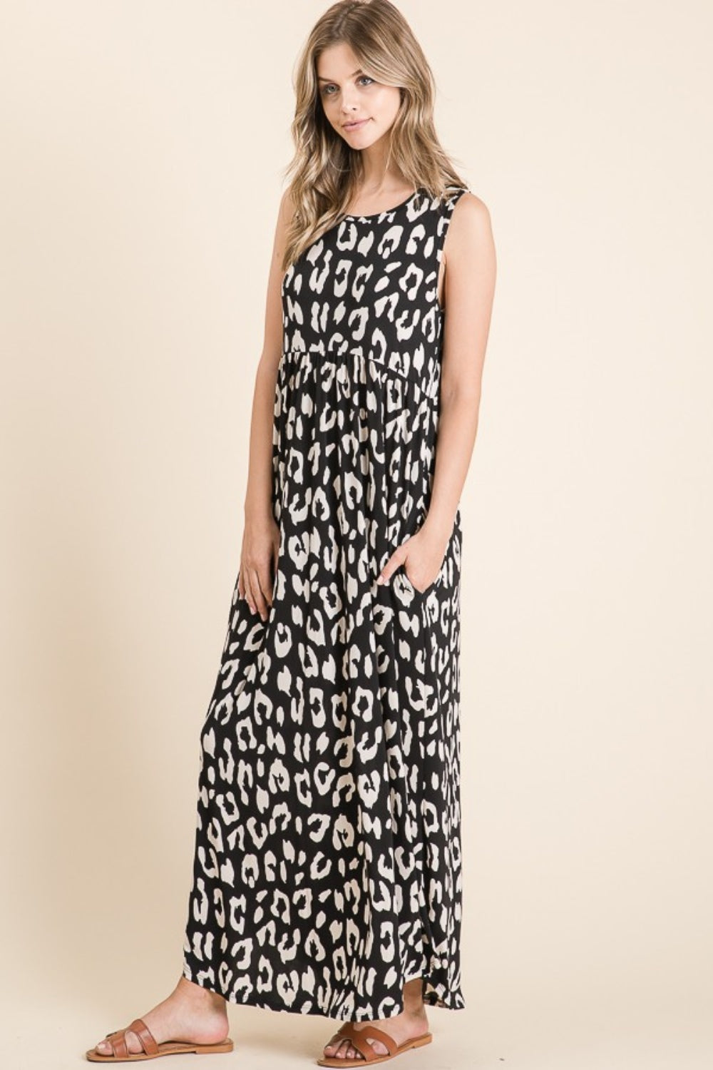 Leopard Maxi Dress with Pockets - ThingsWeUseAndLove 