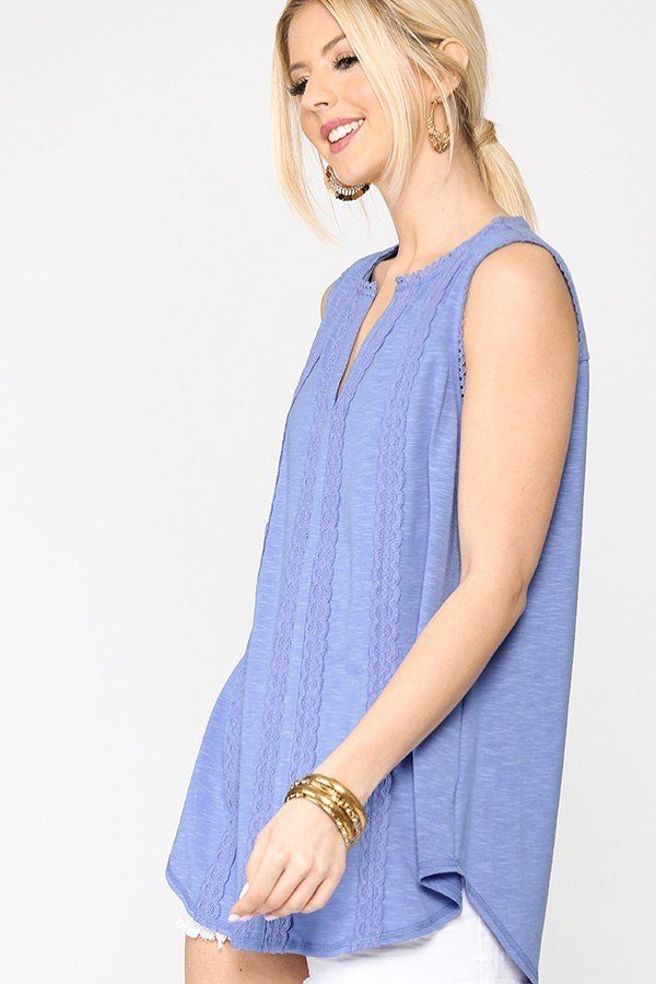 Sleeveless Lace Trim Tunic Top With Scoop Hem - ThingsWeUseAndLove 
