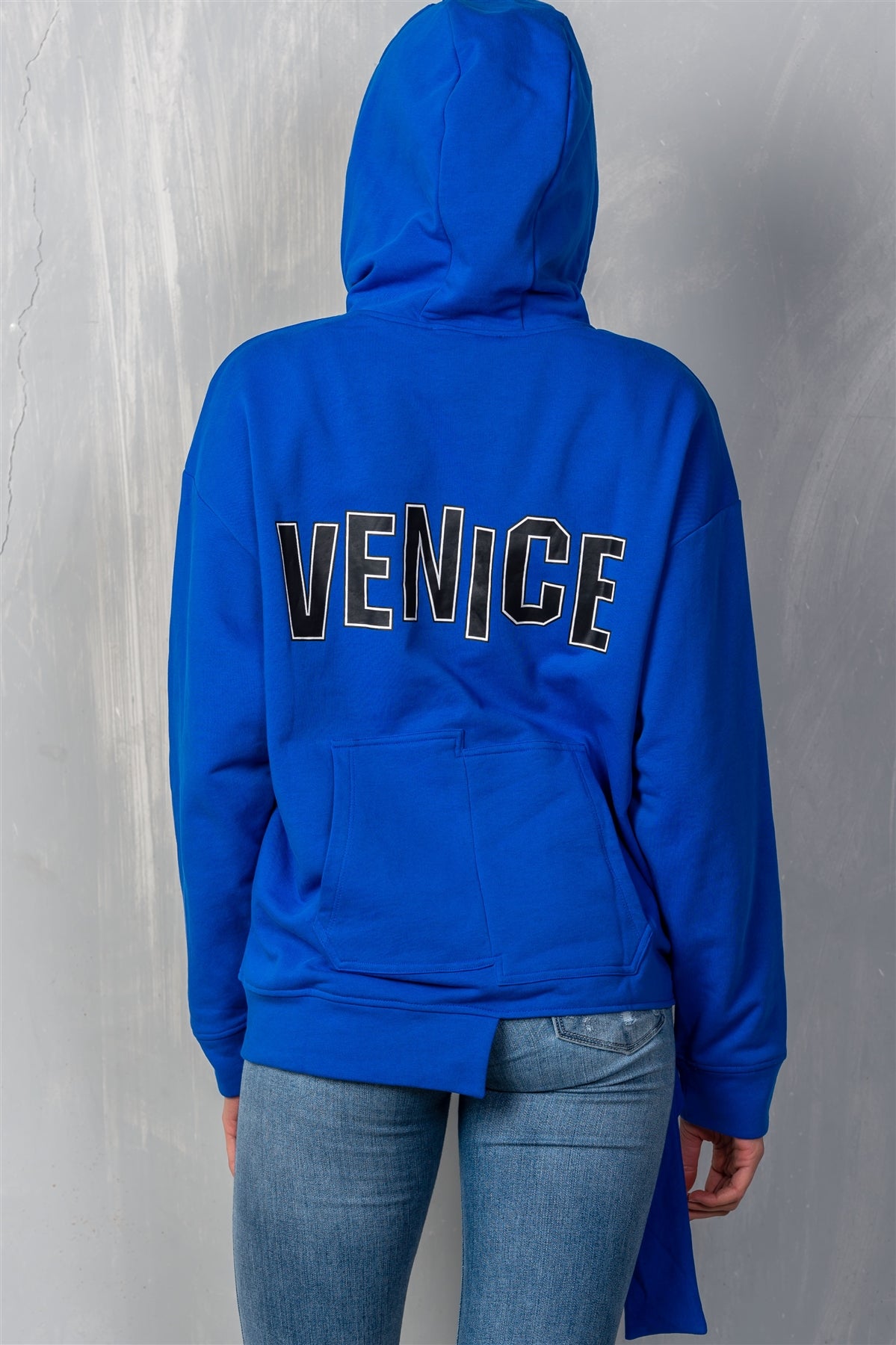 Uneven Hem Graphic "venice" Pullover Hoodie - ThingsWeUseAndLove 