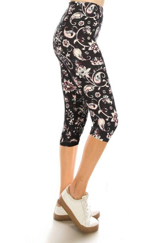 Print Capri Leggings - ThingsWeUseAndLove 