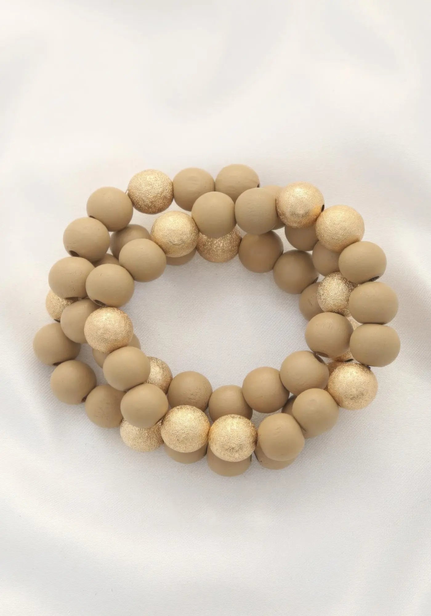 Metal Wood Bead Bracelet - ThingsWeUseAndLove 