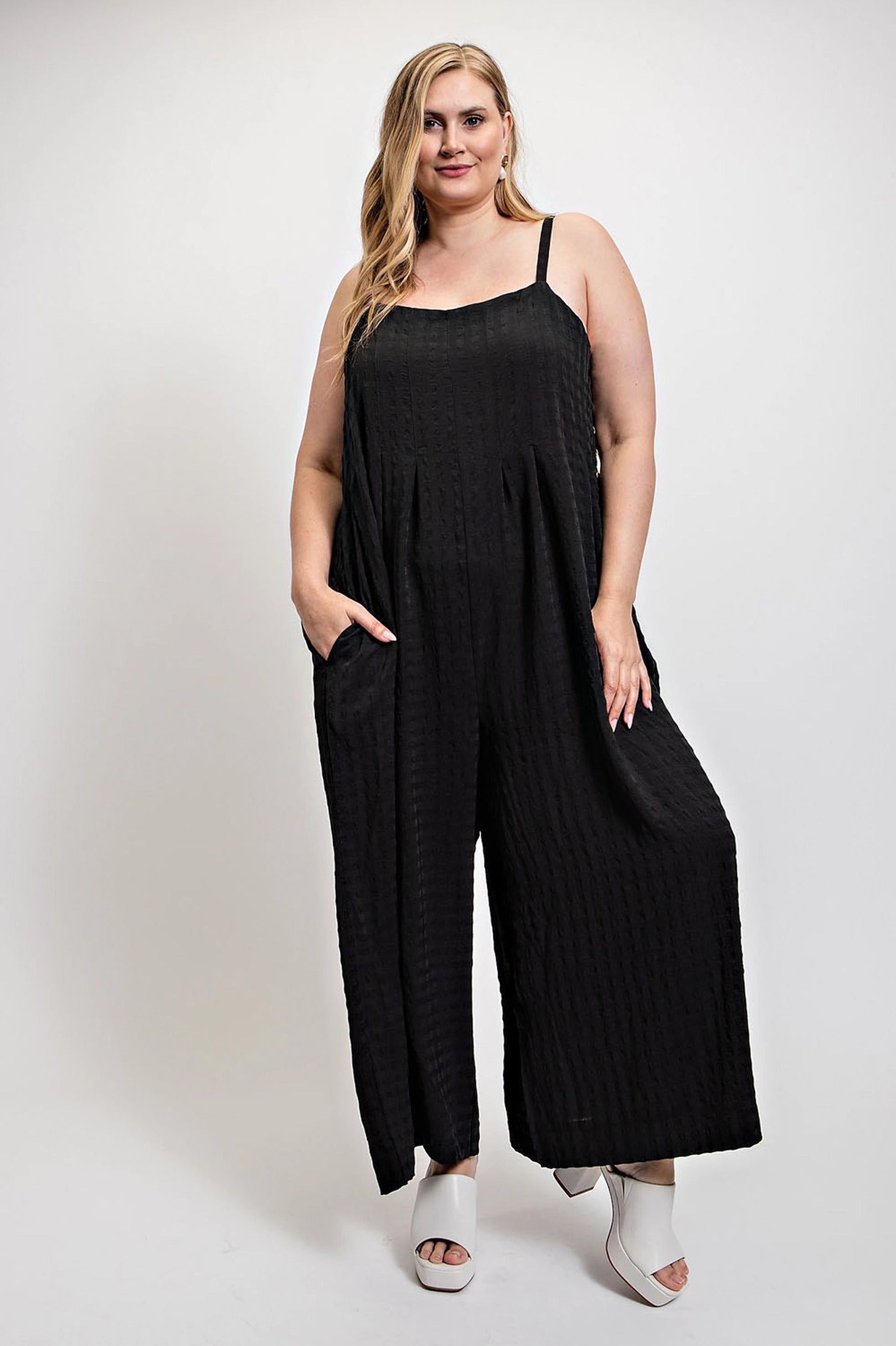 Texture Woven Sleeveless Jumpsuit With Side Button - ThingsWeUseAndLove 