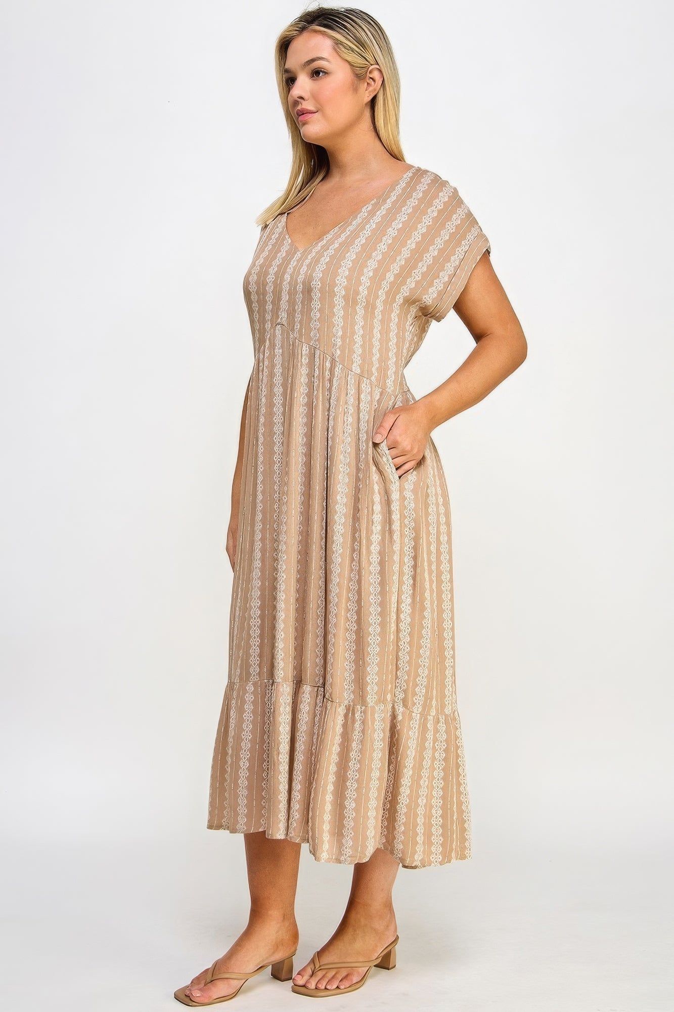 Boho Maxi Dress W/ Slip - ThingsWeUseAndLove 