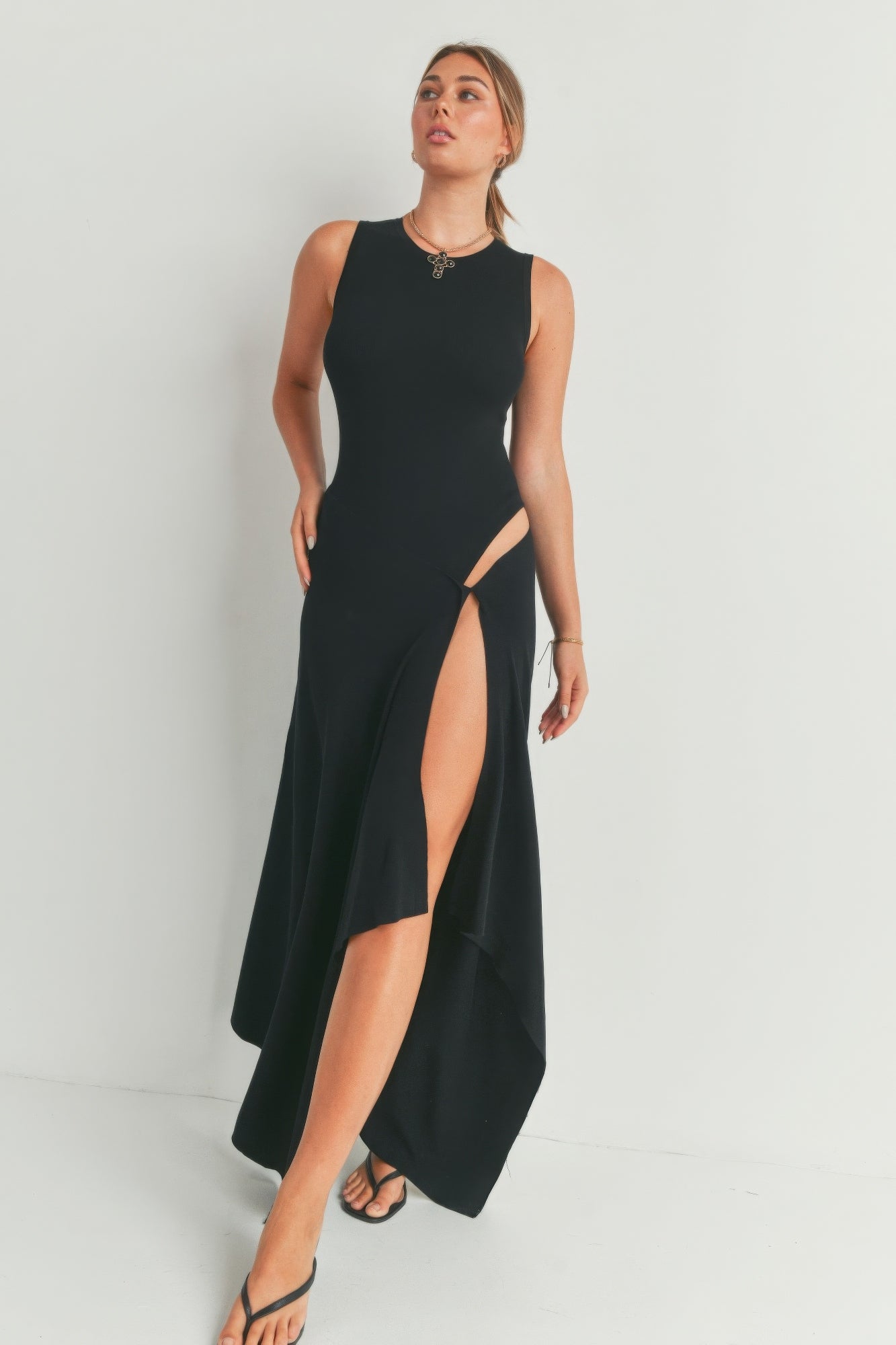 Maxi Dress With Slit - ThingsWeUseAndLove 