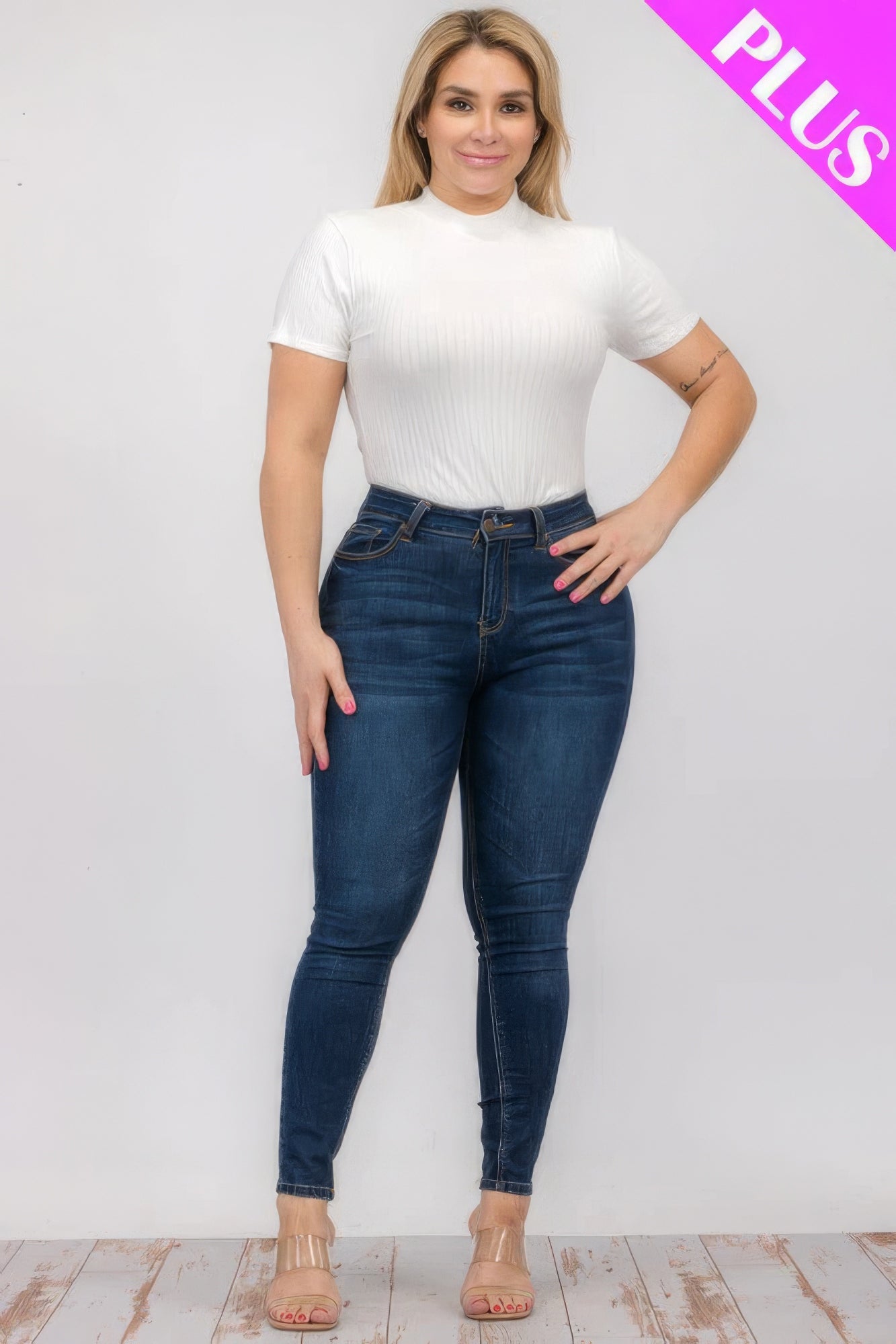 Plus Size Ribbed Short Sleeve Bodysuit - ThingsWeUseAndLove 