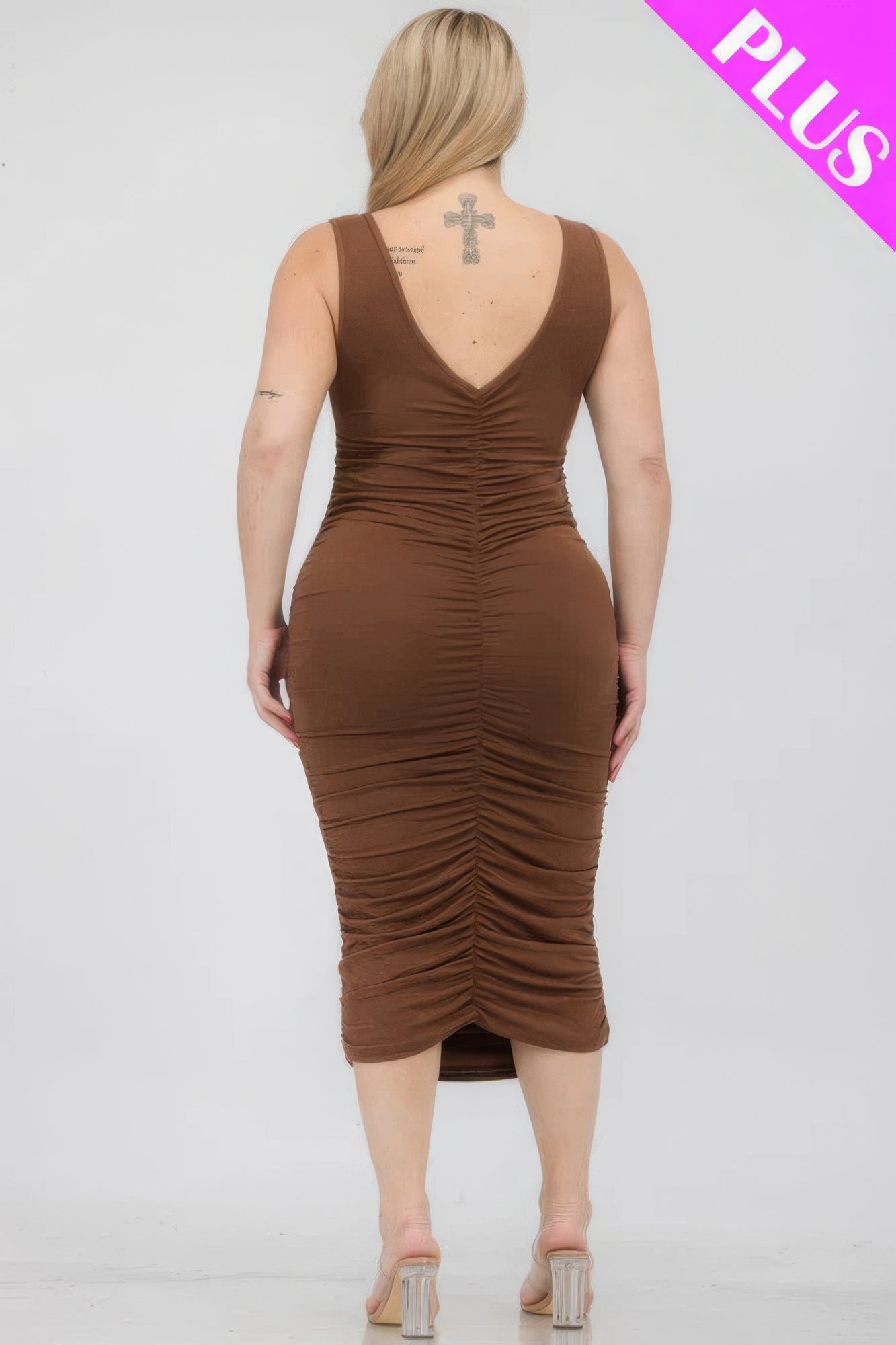 Plus Size Square Neck Ruched Bodycon Midi Dress - ThingsWeUseAndLove 