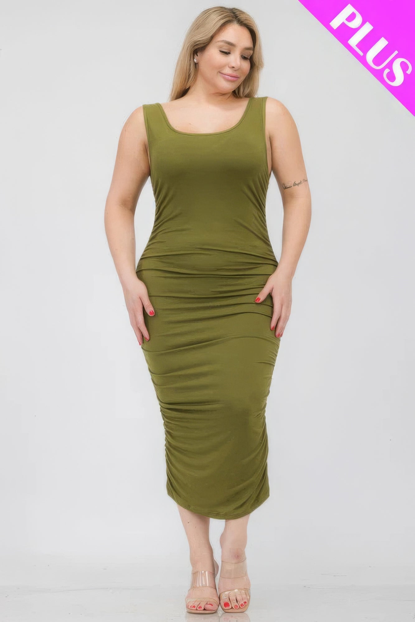 Plus Size Square Neck Ruched Bodycon Midi Dress - ThingsWeUseAndLove 