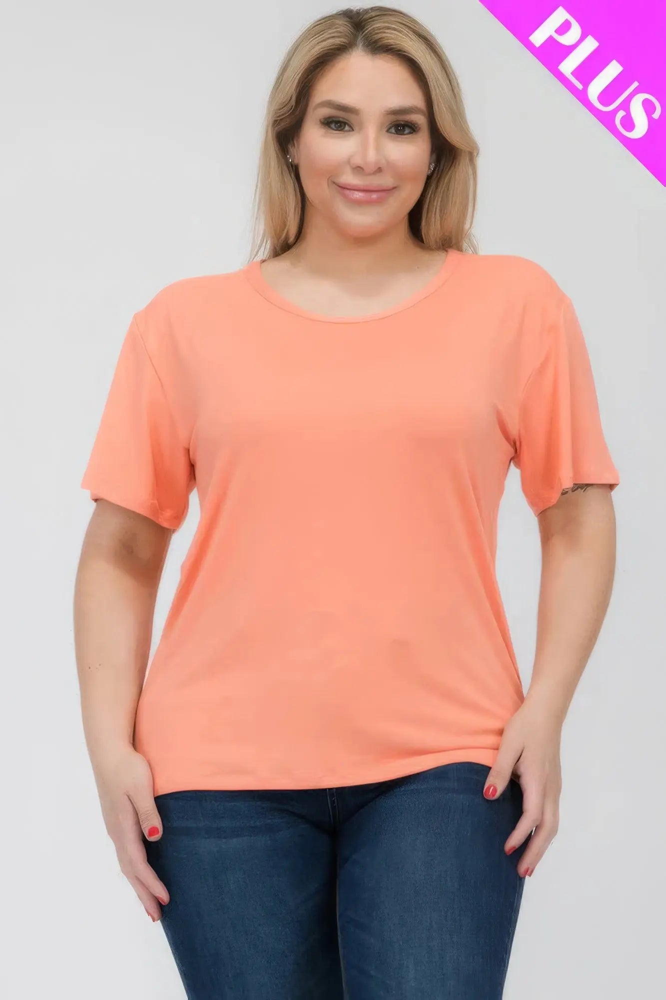 Plus Size Basic Short Sleeve T-shirt - ThingsWeUseAndLove 