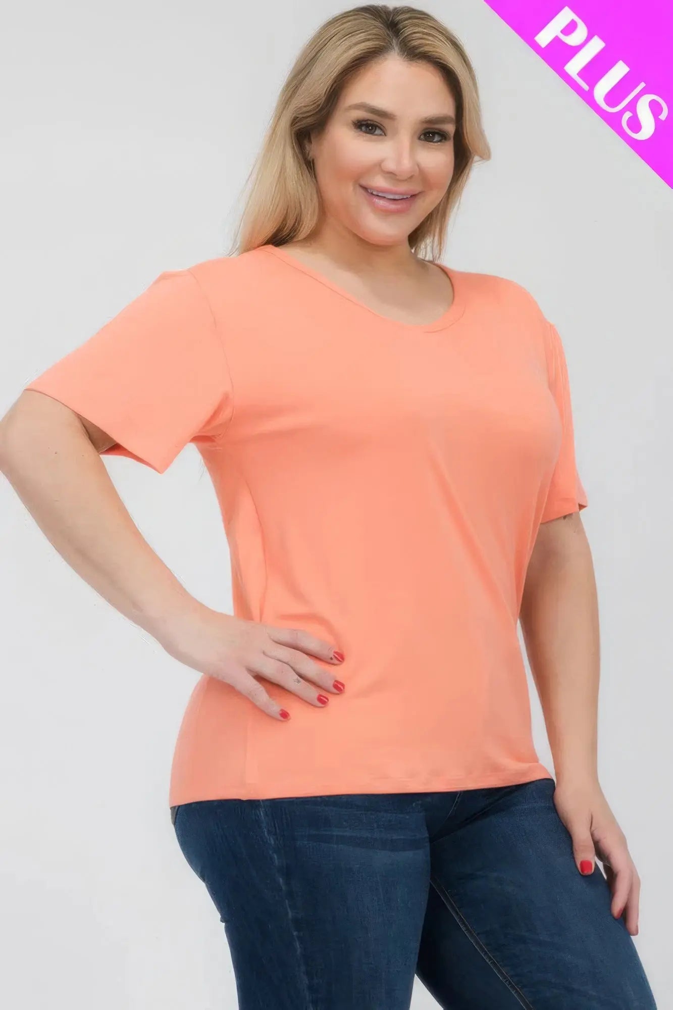 Plus Size Basic Short Sleeve T-shirt - ThingsWeUseAndLove 