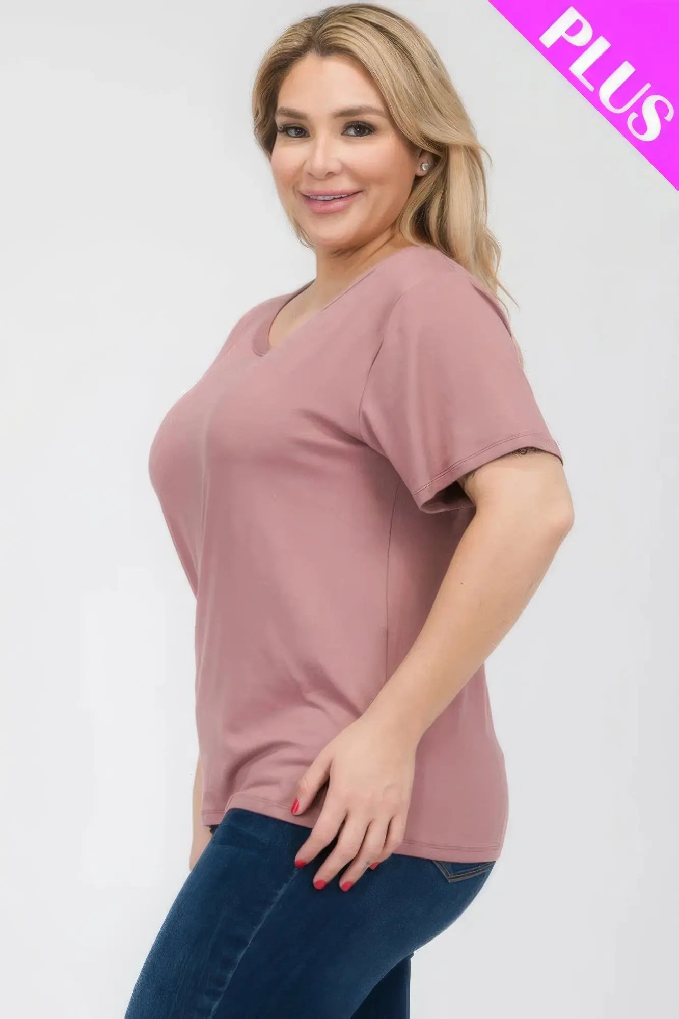 Plus Size Basic Short Sleeve T-shirt - ThingsWeUseAndLove 