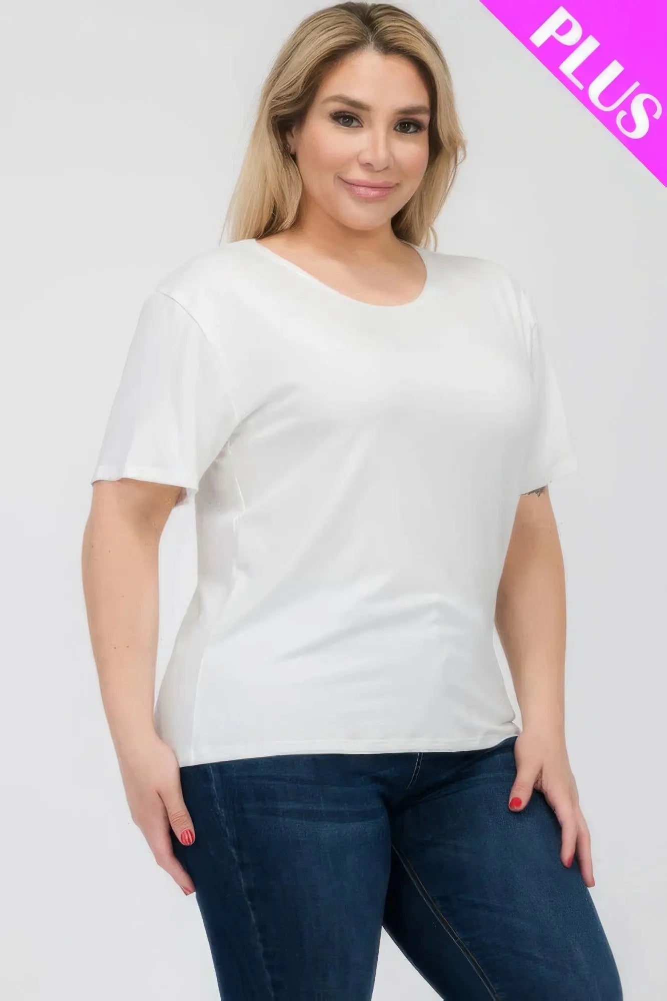 Plus Size Basic Short Sleeve T-shirt - ThingsWeUseAndLove 