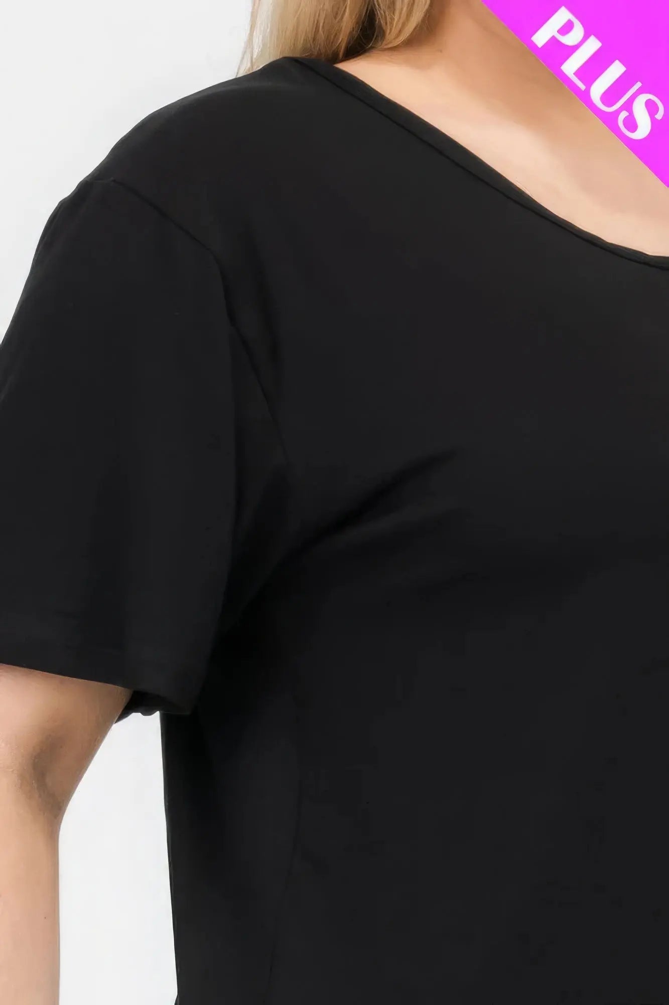 Plus Size Basic Short Sleeve T-shirt - ThingsWeUseAndLove 