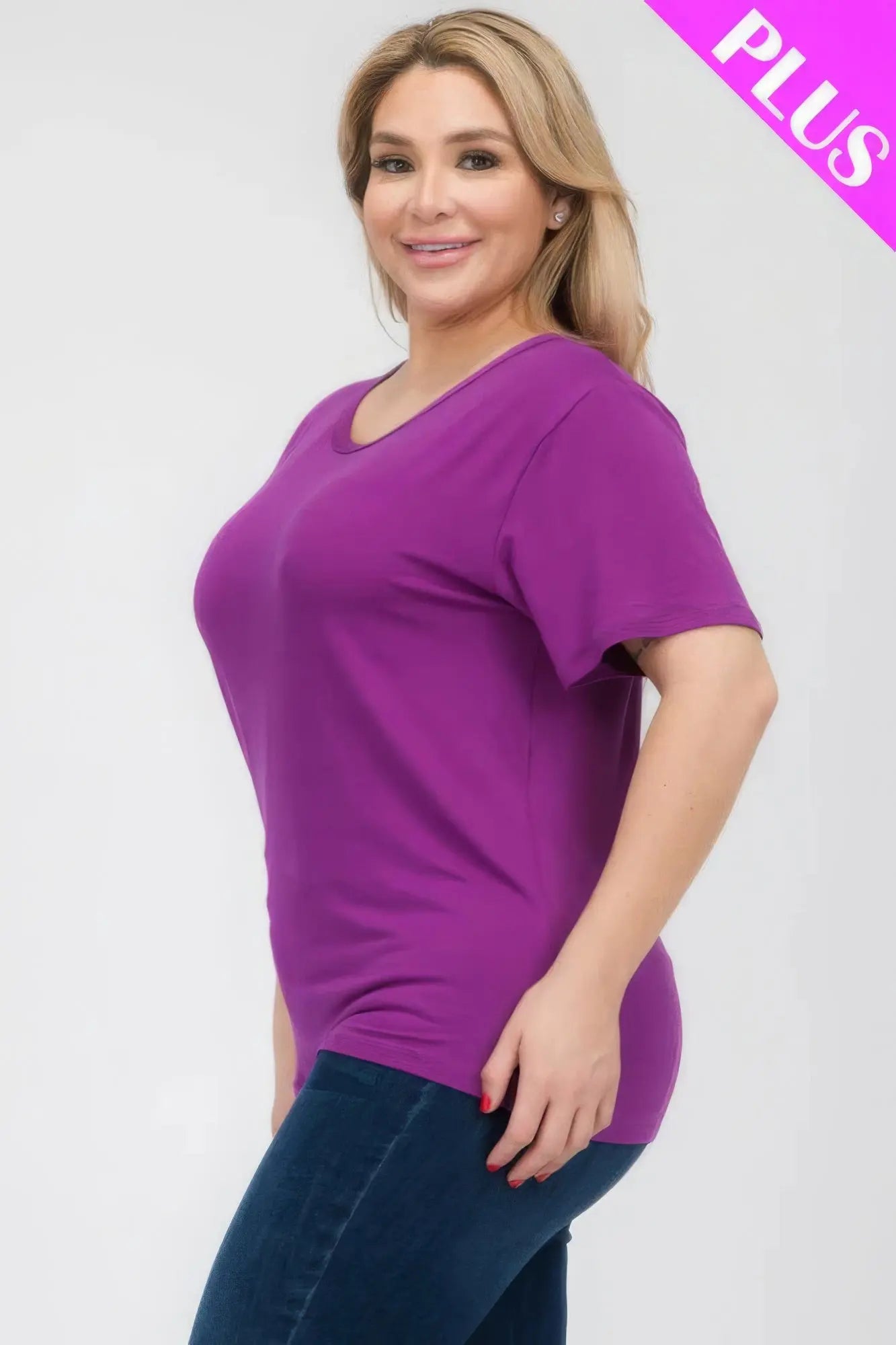 Plus Size Basic Short Sleeve T-shirt - ThingsWeUseAndLove 