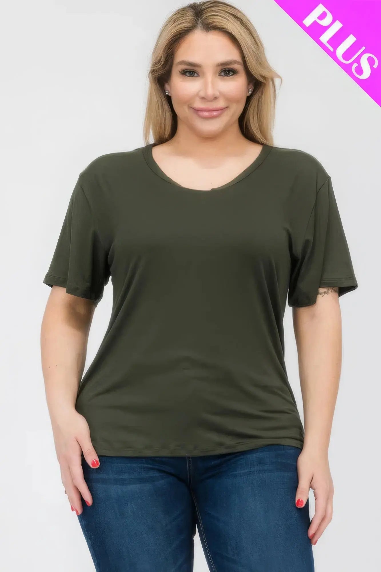 Plus Size Basic Short Sleeve T-shirt - ThingsWeUseAndLove 