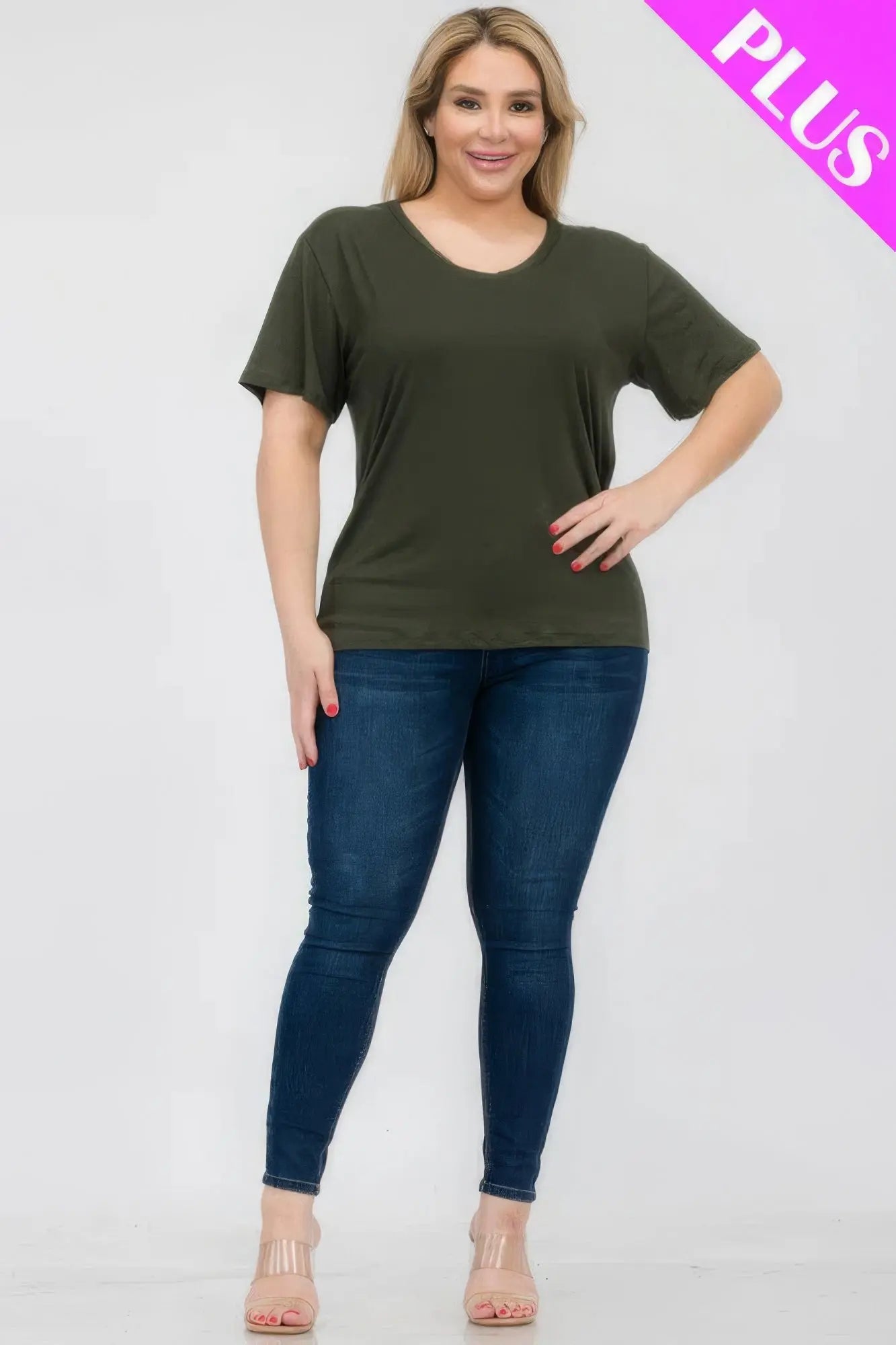 Plus Size Basic Short Sleeve T-shirt - ThingsWeUseAndLove 