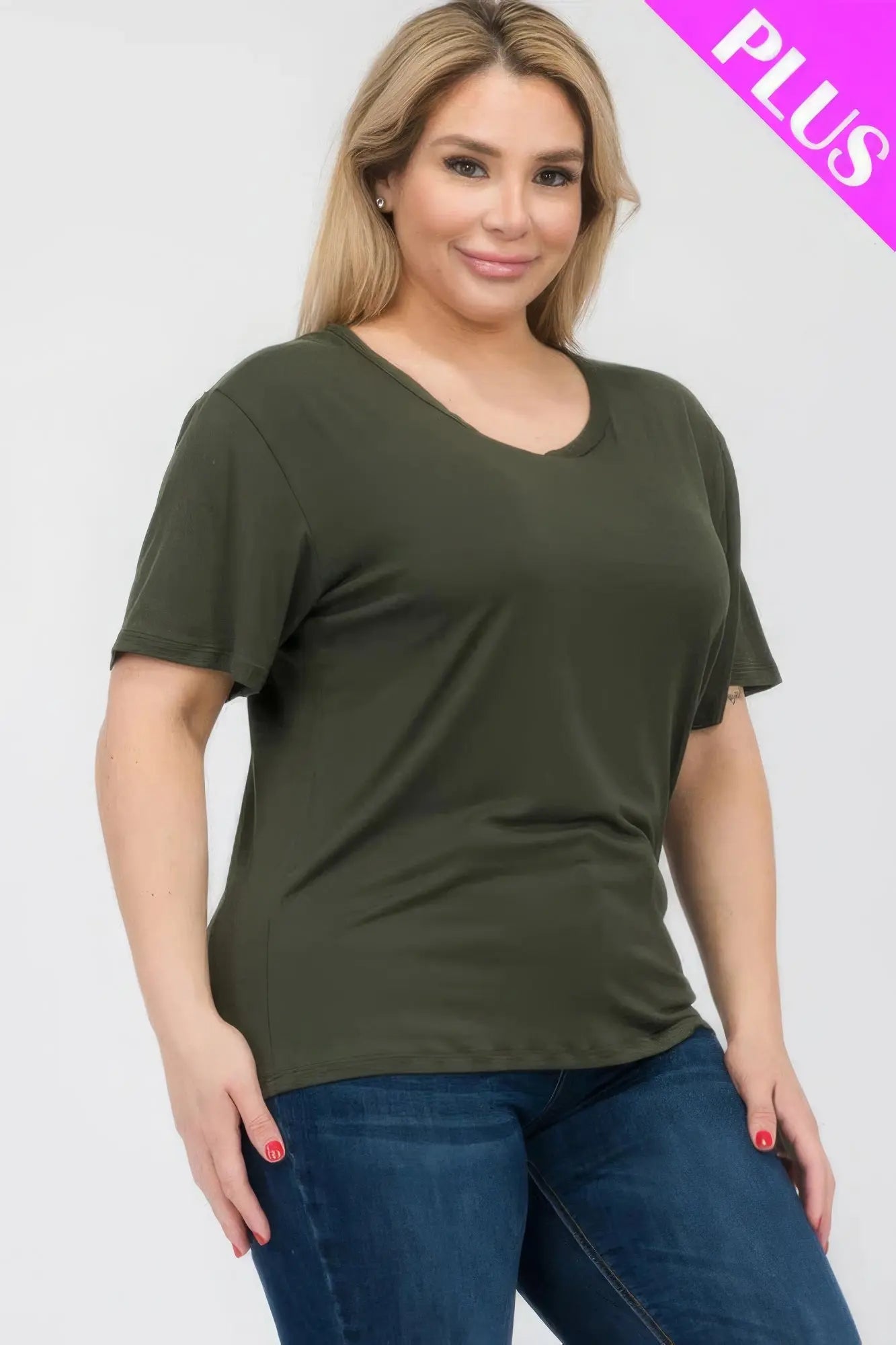 Plus Size Basic Short Sleeve T-shirt - ThingsWeUseAndLove 