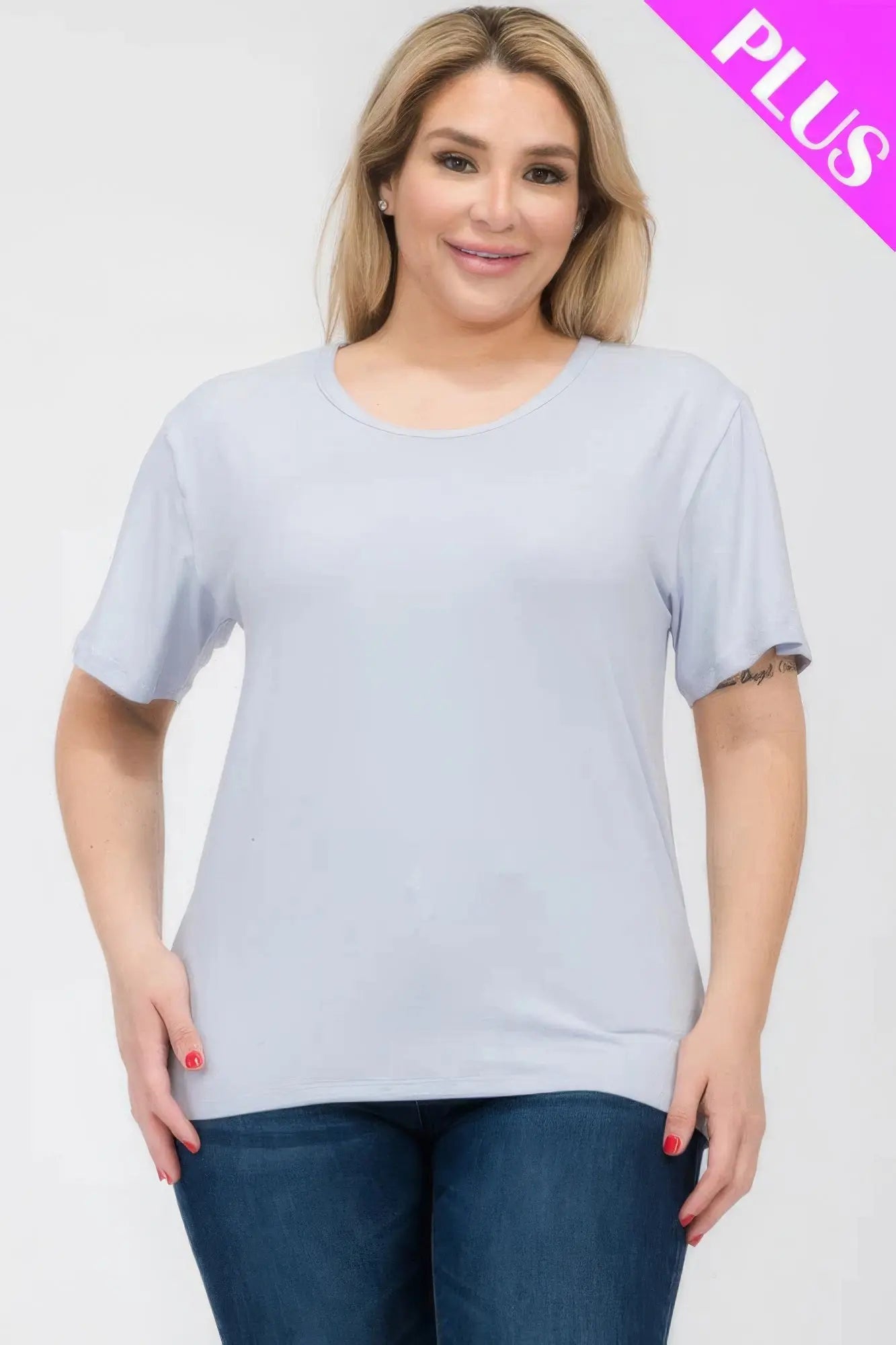 Plus Size Basic Short Sleeve T-shirt - ThingsWeUseAndLove 