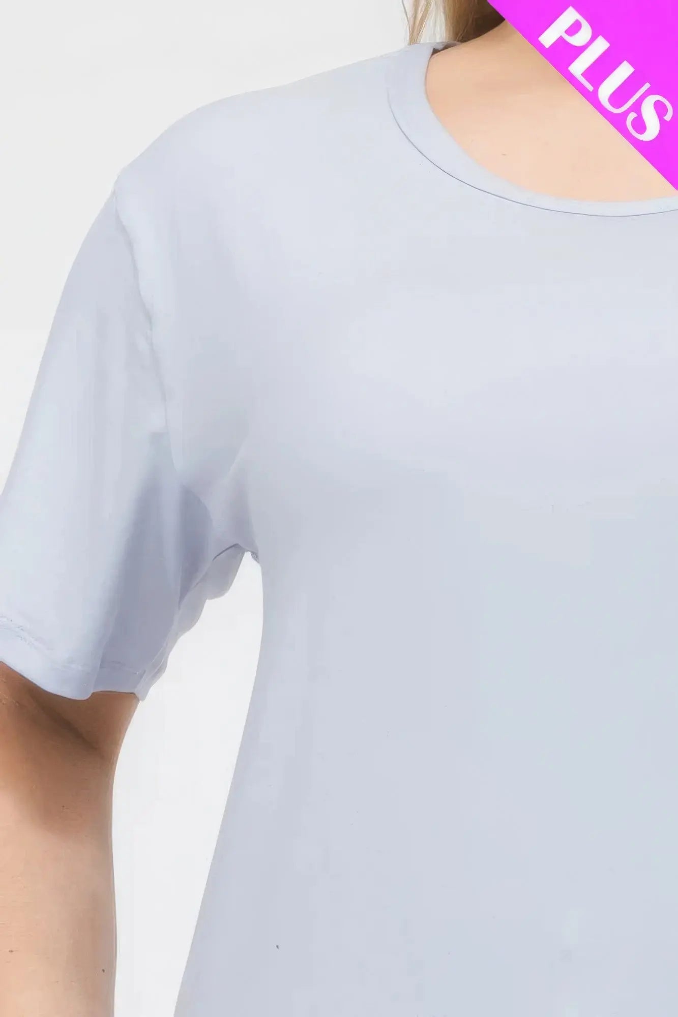 Plus Size Basic Short Sleeve T-shirt - ThingsWeUseAndLove 