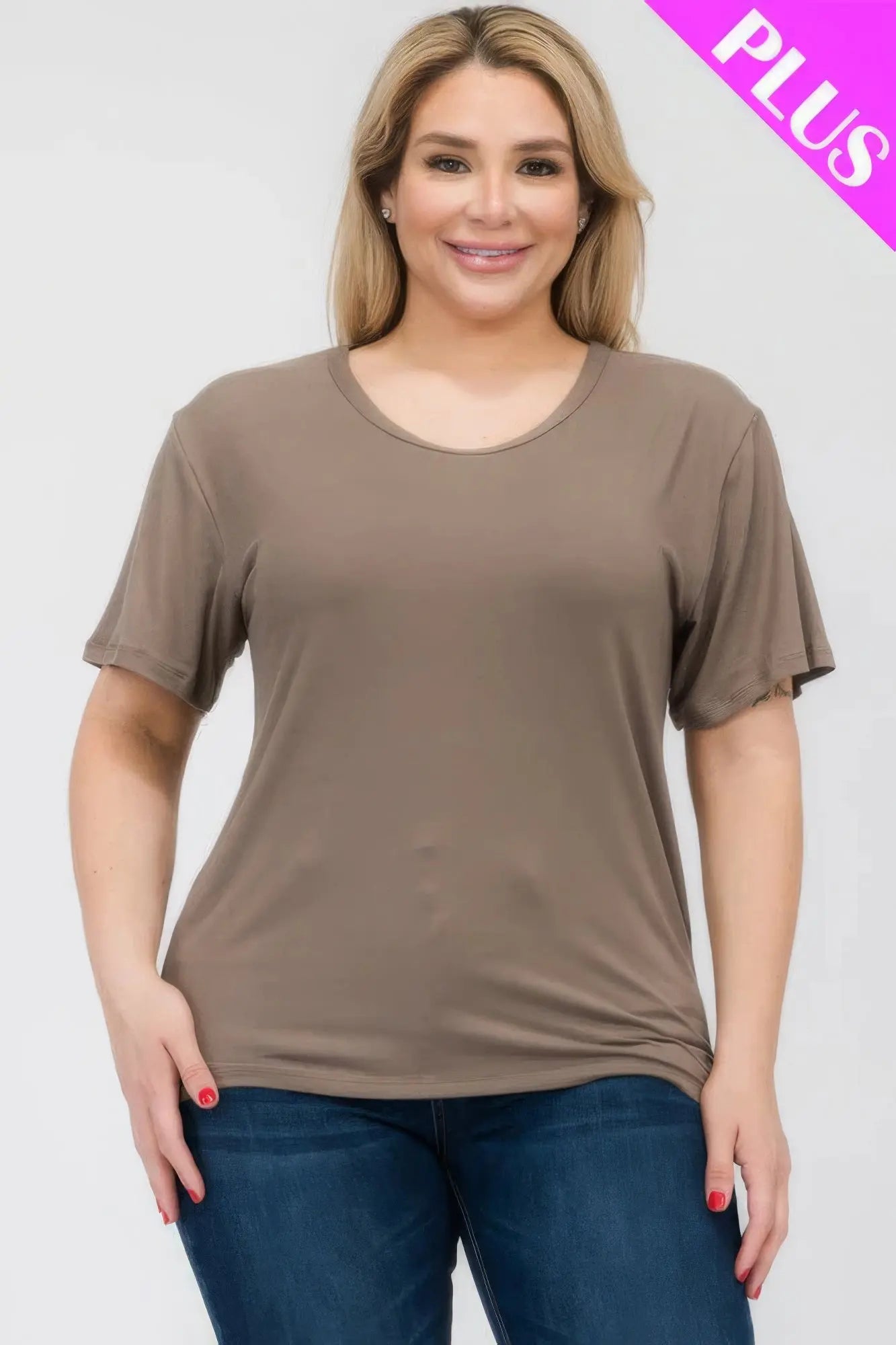 Plus Size Basic Short Sleeve T-shirt - ThingsWeUseAndLove 