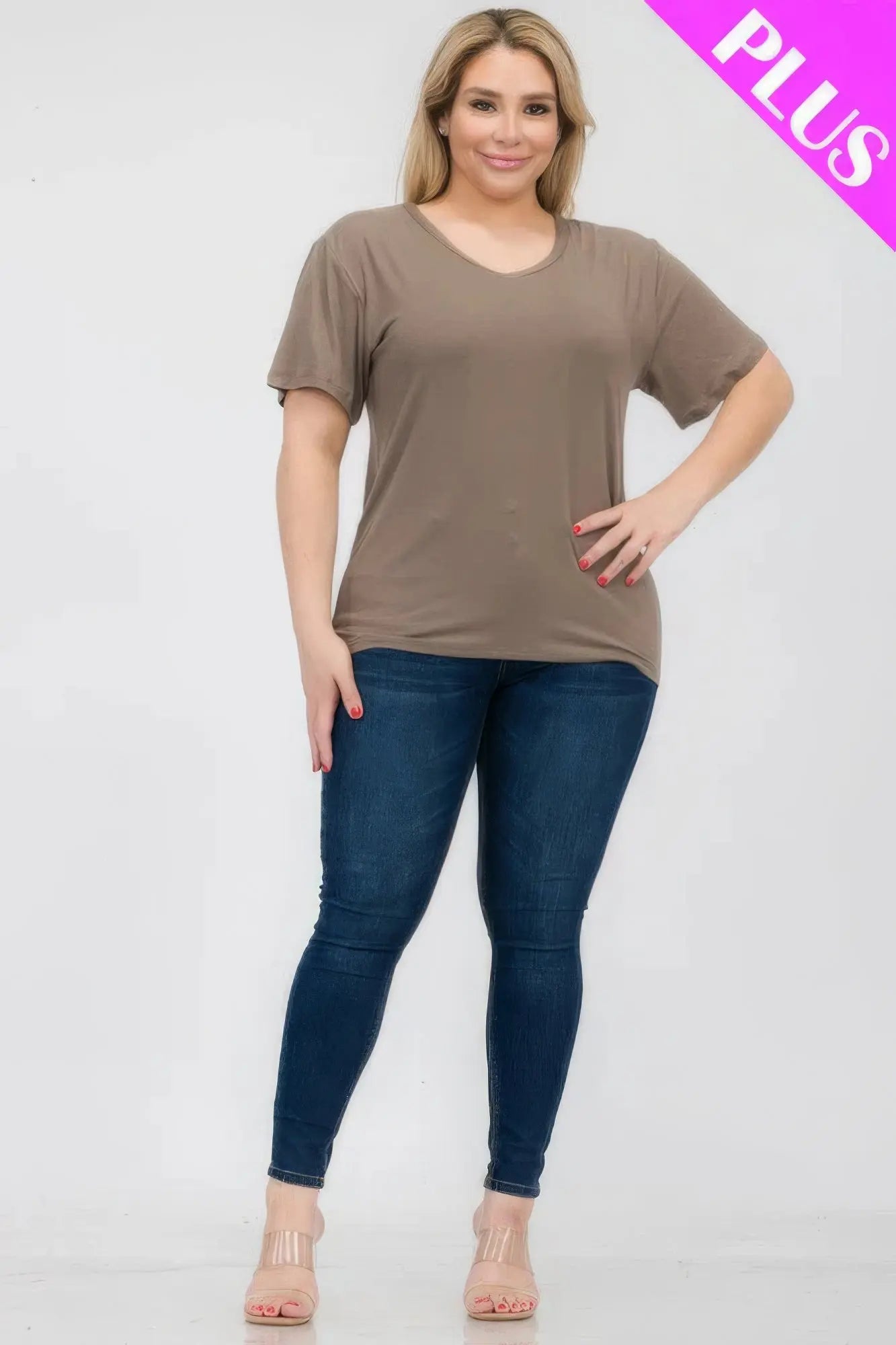 Plus Size Basic Short Sleeve T-shirt - ThingsWeUseAndLove 