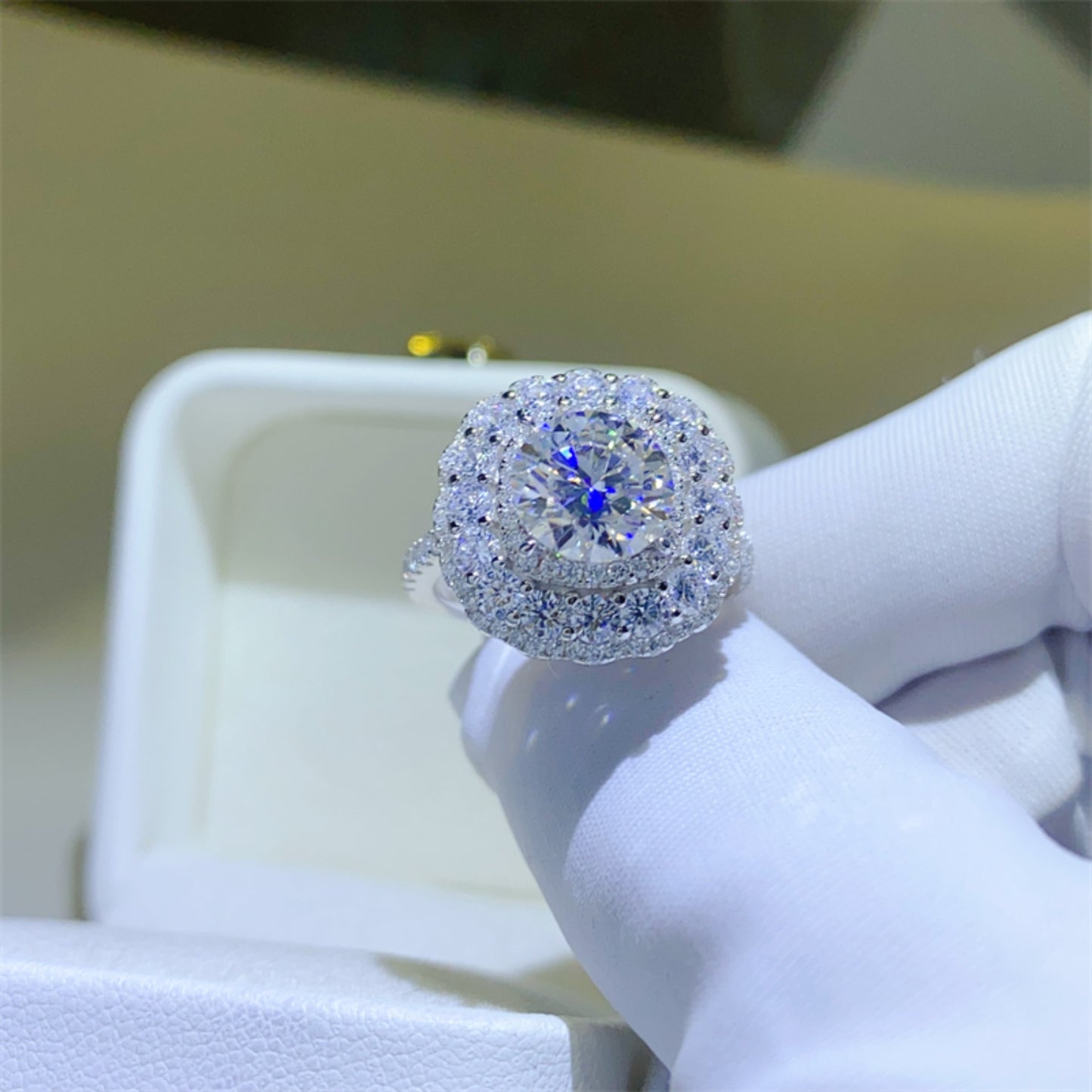 2 Carat Moissanite 925 Sterling Silver Ring - ThingsWeUseAndLove 