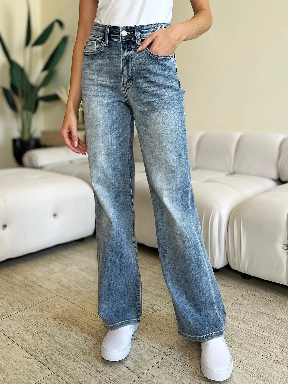 Amice Judy Blue Size Inclusive High Waist Straight Jeans - ThingsWeUseAndLove 