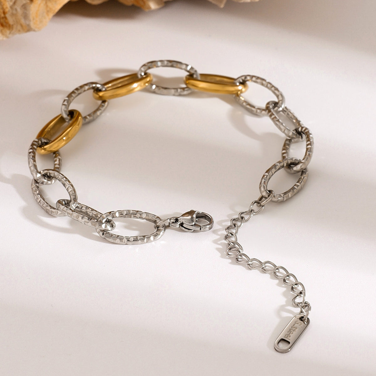 18K Gold-Plated Stainless Steel Bracelet - ThingsWeUseAndLove 