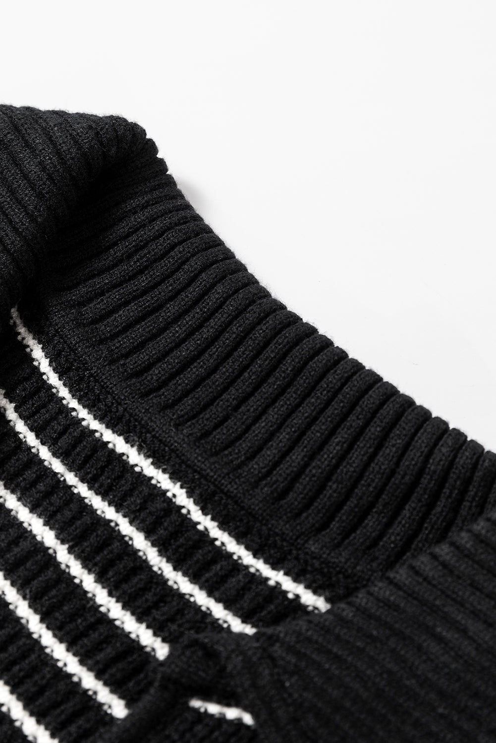 Turn-down Collar Sleeveless Knitted Top - ThingsWeUseAndLove 