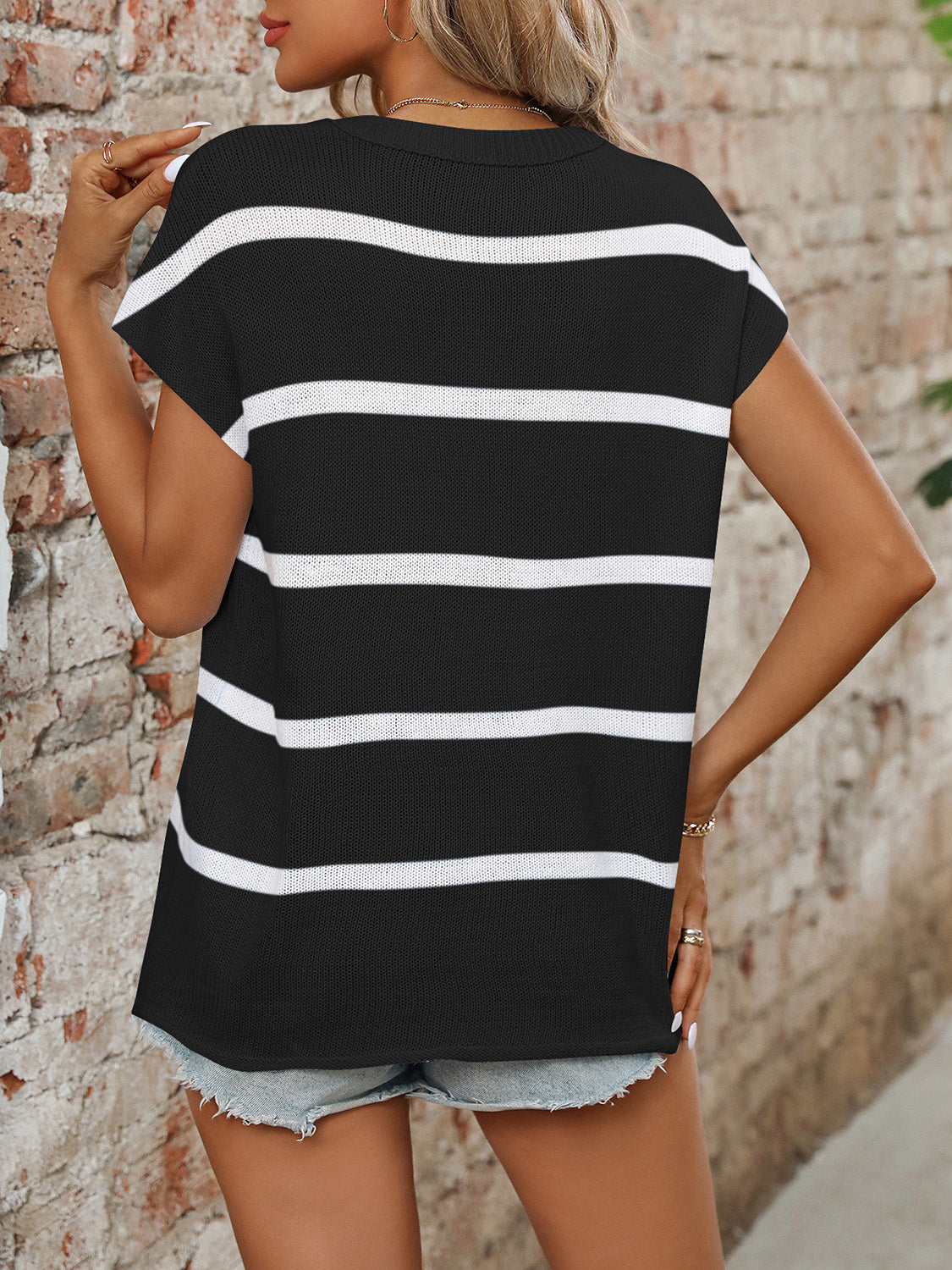 Simplicity Short Sleeve Round Neck Knit Top - ThingsWeUseAndLove 